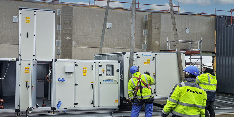 En ce qui concerne les installateurs